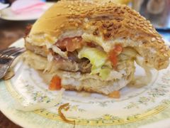 特大猪扒包-金华冰厅