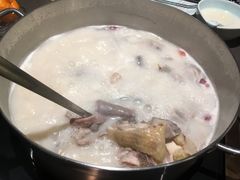 -捞王锅物料理(上海世茂广场店)