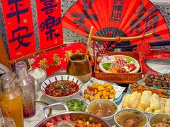 -黄记煌三汁焖锅(新佳丽江汉路店)