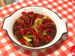 酱焖水果酵素小龙虾-小鳌陪你小排档·四季小龙虾·田鸡·宵夜(中央第五街店)