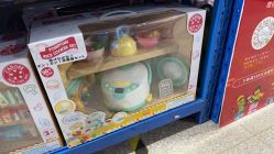 -逝水玩具折扣店