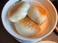 -蝴蝶里·粤菜·点心(滨江龙湖店)