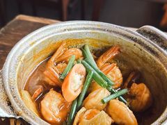 -Cuc Gach Quan Restaurant