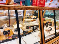 -汉柏麦香德国面包房(海信店)