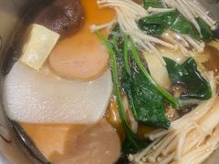 -呷哺呷哺 小火锅 (浦东新欧尚超市店)