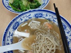 蟹子鲜虾净做云吞-兴兴旺·冬瓜盅·啫啫煲(西华路店)