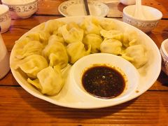 -闯关东东北农家菜(崂山石老人店)