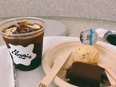 hugging-HUGS coffee(东区店)