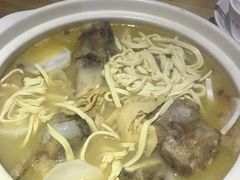 -骨捞专家·金华砂锅(西田城购物中心店)