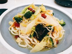 椒麻鸡配面-董小西的凉皮和椒麻鸡(三元桥店)