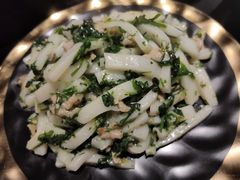 荠菜肉丝炒年糕-皆是厚切炸猪排·罗宋汤(大宁音乐广场店)