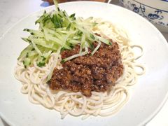 招牌京城炸酱面-华馨园北京烤鸭(丽水店)