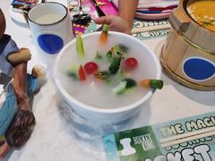 -水桶王国主题餐厅·聚会·生日派对·亲子活动·家庭套餐(亚龙湾希尔顿店)