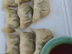 招牌锅贴-妈妈的味道(和顺古镇店)