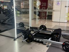 -超鹿运动(五四路恒力城店)