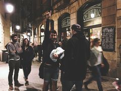 -Bar Centric Raval