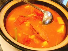 梭子蟹番茄豆腐煲-菲乐餐厅(三十年经营·湖滨路店)
