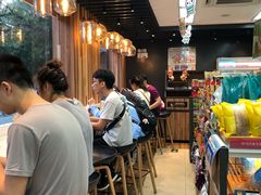 -全家便利店(王府井大街店)