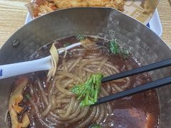 -魔都三兄弟酸辣粉·蘸卤炸串(虹桥万科店)