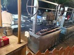 -亚龙湾希尔顿自助餐厅·海鲜·烧烤·沙滩BBQ·现场乐队