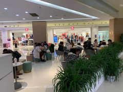 -奈雪的茶(亨特国际广场店)