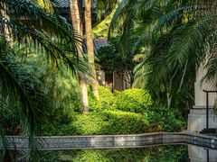 -海南清水湾莱佛士酒店