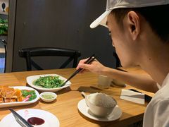 -新澳港式茶餐厅(余姚路店)