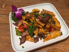 -清真·玛丽亚新疆菜主题餐厅(浙江中路店)