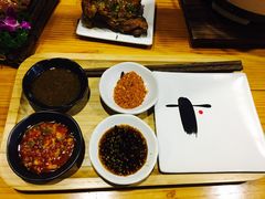 -炙忧烤肉屋(中国铁建广场店)