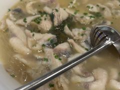 -严记小天府酸菜鱼(西四路店)