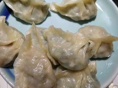 酱肉云豆蒸饺-三个渔夫·蒸汽海鲜(小白楼店)