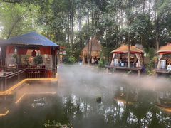 -二荆条·蜀鲜汇城市森林火锅