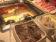 -海底捞火锅鲜切牛肉主题店(长寿路店)