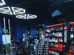 -成杰格斗·拳击·柔术·防身术(建设路店)