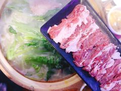 现切羊肉-捞围鲜·港式打边炉(海阳路店)