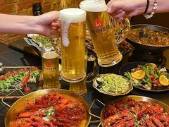 -何师烧烤Pro ·江湖川菜·小龙虾·精酿啤酒(太古里旗舰店)