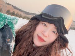 -采薇庄园四季滑雪场