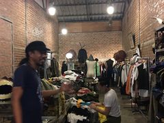 -席娜卡琳火车铁道夜市