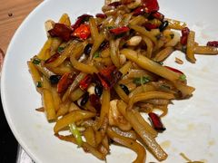 金牌土豆丝-吃饭皇帝大土家民族菜(正大广场店)