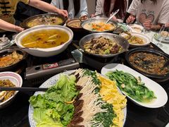 -帅巴人舅母子腊蹄民俗村