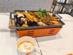 -鱼你在一起(浦东新陆家嘴滨江中心店)