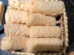 铃铃卷-湊湊火锅·茶憩(打浦桥日月光店)