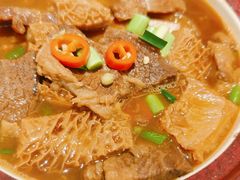 特色牛杂煲-潮府馆·非遗潮州菜·世纪公园(新国际博览中心店)