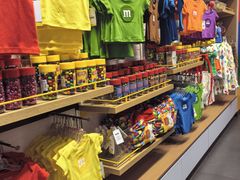 -m豆巧克力世界(上海世茂广场店)