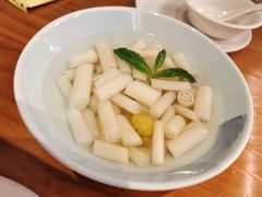 -莲餐厅·湖北菜·潜江小龙虾店(愚园路店)
