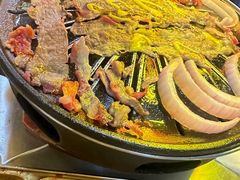 -胡悦里韩式烤肉(芝罘万达广场店)