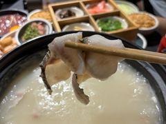 -牛牛和牛海鲜粥底火锅(长虹国际城店)