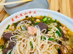 -文山荷鲜居(翠湖店)