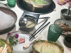 -喃喃椰·糟粕醋·椰子鸡火锅(七堡花园店)