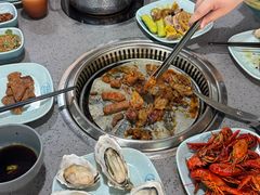 -金滏山·烤肉海鲜火锅自助(襄阳万达店)